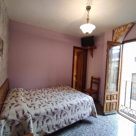 Hostal Plaza Ciudad-Rodrigo Екстериор снимка