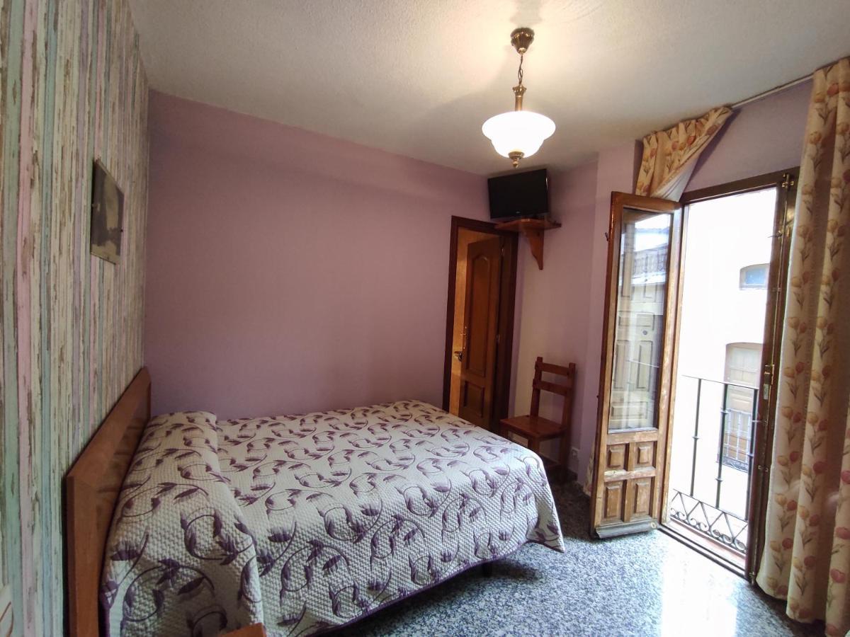 Hostal Plaza Ciudad-Rodrigo Екстериор снимка