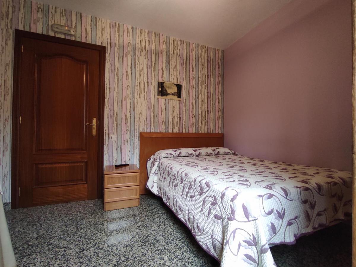 Hostal Plaza Ciudad-Rodrigo Екстериор снимка